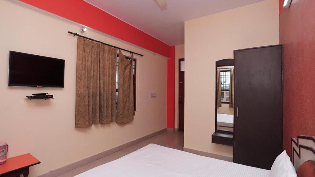 Hotel Mohan By Wb Inn Агра Экстерьер фото