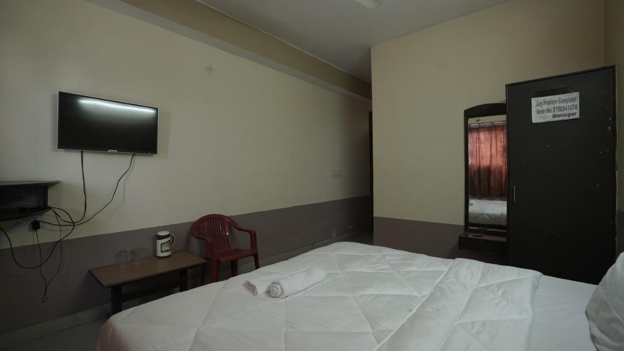 Hotel Mohan By Wb Inn Агра Экстерьер фото